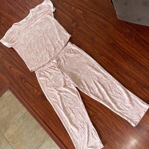 Lucky Brand Pink Knit pajamas in Subtle Heather paisley